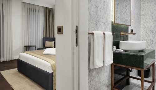 Deluxe Double Room with Balcony