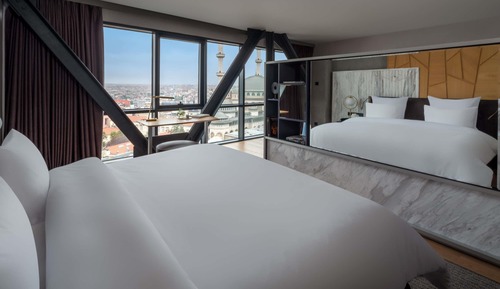 Signature Suite, 1 King Bed (Taksim Sq.View, Club Millesime Access)