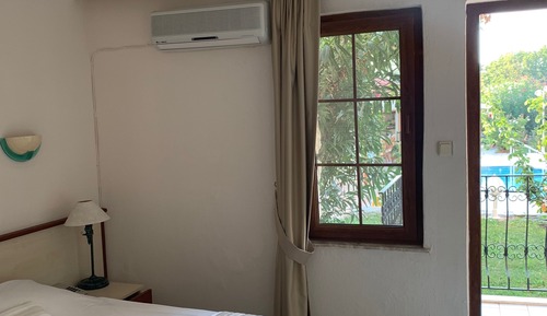 Deluxe Double Room, Pool View