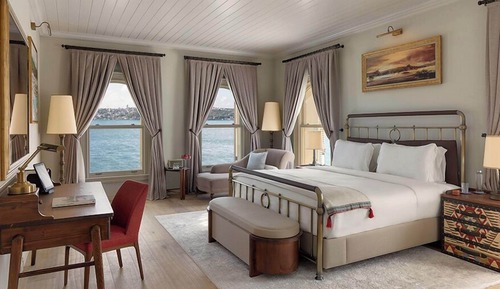 Bosphorus Room