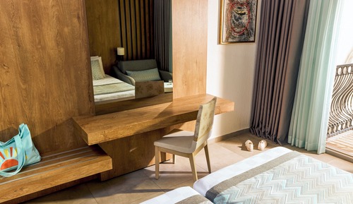 Standard Room, Partial Sea View (Mainbuilding)