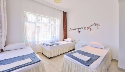 Classic Triple Room