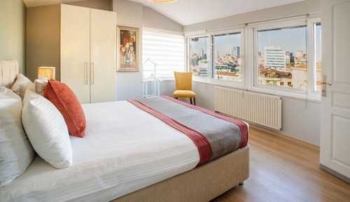 City Duplex, 2 Bedrooms, City View