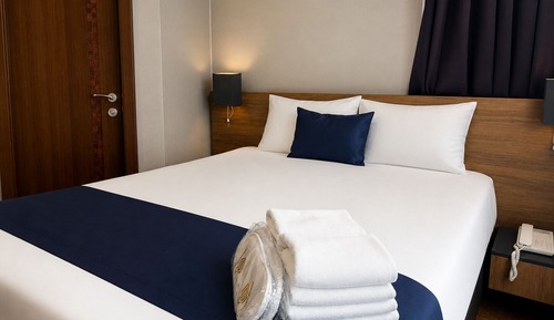 Standard Double Room, Non Smoking, City View