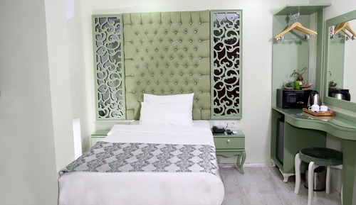 Deluxe Single Room