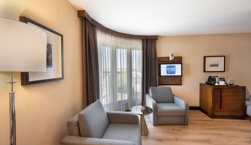 Suite, 1 Double Bed, Corner