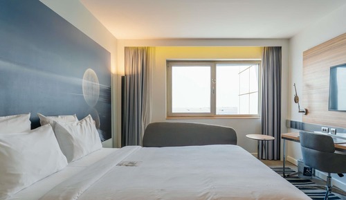 Superior Room, 1 Queen Bed