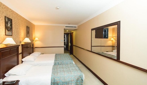 Economy Triple Room