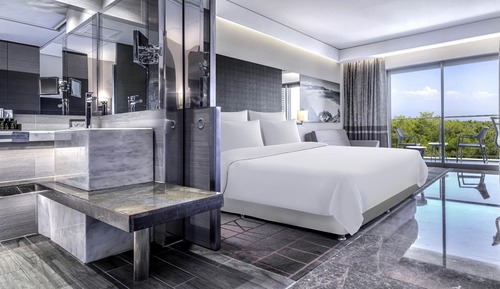 Deluxe Room, 1 King Bed