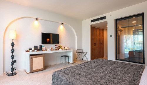 Premium Quadruple Room, Multiple Beds, Terrace, Garden View