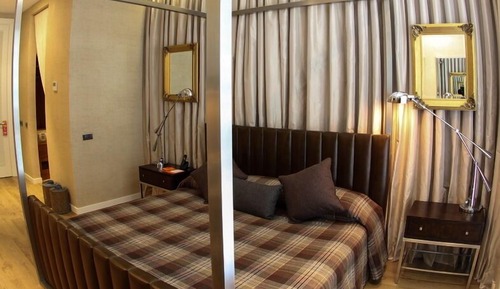 Presidential Room