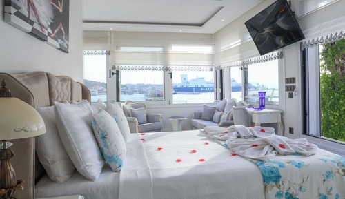 Luxury Studio Suite, 1 Bedroom, Sea View
