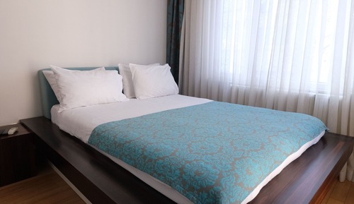 Apartment, 3 Bedrooms, Terrace, Sea View
