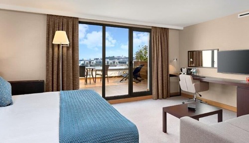 Deluxe Room with Terrace