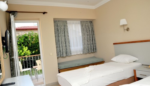 Standard Double or Twin Room, 1 Bedroom, Courtyard View, Ground Floor