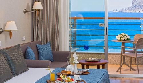 Standard Triple Room, Partial Sea View