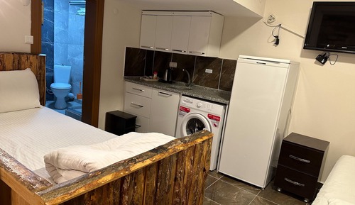Economy Studio, 1 Bedroom, Lake View