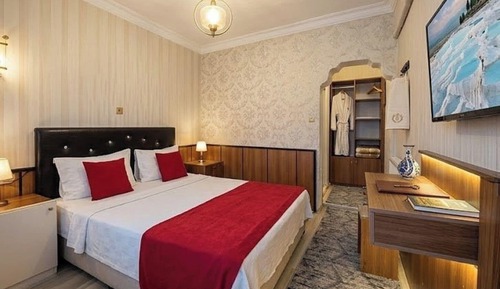 Deluxe Single Room