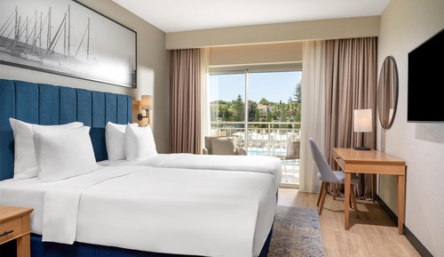 Superior Suite, Balcony, Pool View