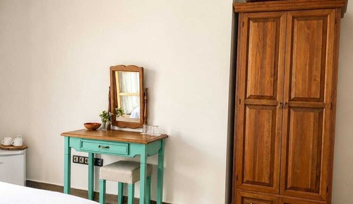 Nar Room
