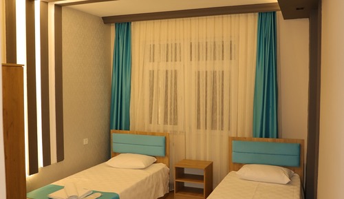 Economy Twin Room