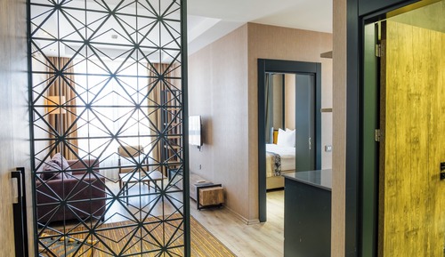 Junior Suite, 1 Bedroom, City View, Corner
