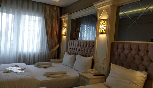 Deluxe Triple Room, 1 Bedroom, Non Smoking