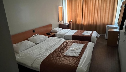Economy Twin Room