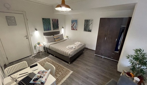 Economy Studio