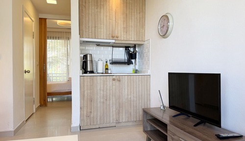 Family Studio Suite, 1 Bedroom, Kitchenette, Mountain View