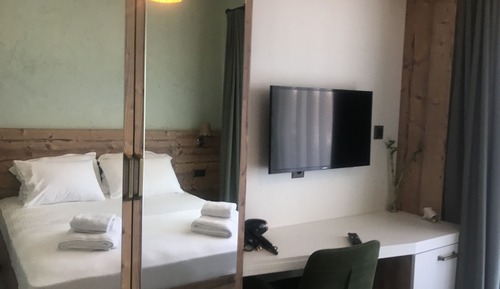 Standard Room, 1 Queen Bed, Sea View