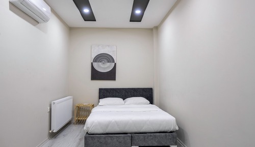 Economy Apartment, 3 Bedrooms, No Windows