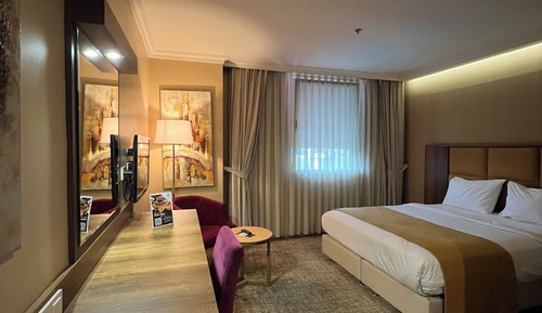 Standard Double Room, City View