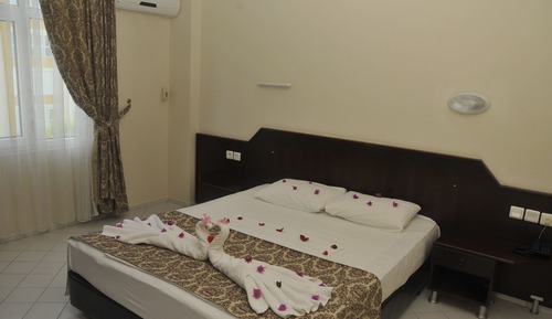 Standard Double or Twin Room, Balcony, Pool View