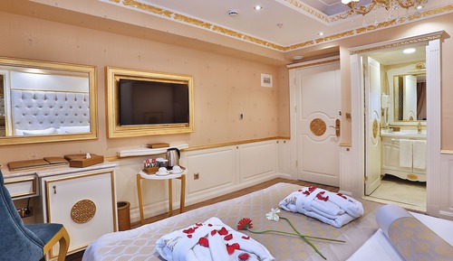 Economy Room, 1 Double Bed, City View