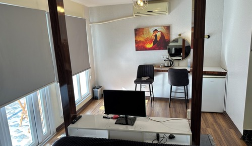 Superior Studio, Terrace