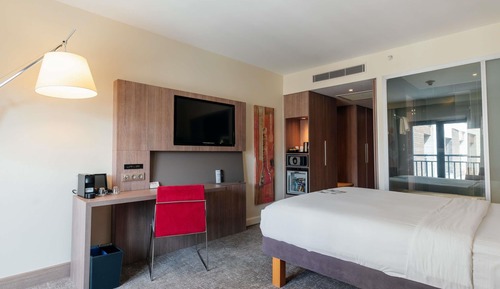 Executive Room, 1 Queen Bed