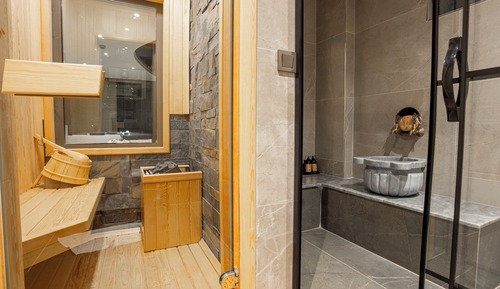 Deluxe Suite, Balcony, River View