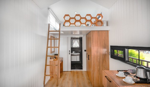Deluxe Quadruple Room, Pool View