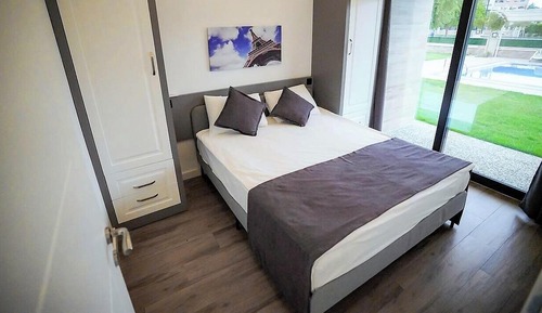 Sweet Home Apartments E