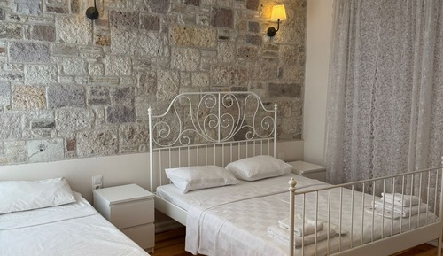 Standard Apartment, Non Smoking, Courtyard View