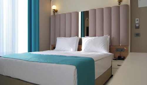 Deluxe Double Room Single Use, City View