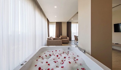 Premium Suite, 1 Bedroom, Hot Tub