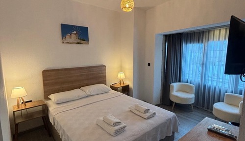 Deluxe Double Room, City View