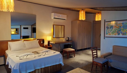Deluxe Suite, Sea View