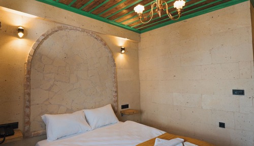 Deluxe Double Room, Garden View