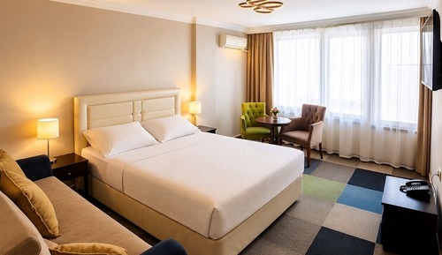 Basic Triple Room