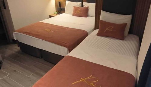 Comfort Twin Room, City View