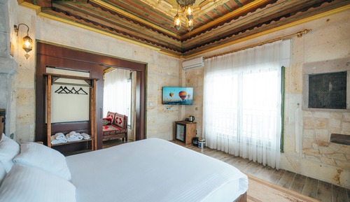 Deluxe Room, Bathtub, Garden View