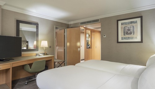 Family Room, Multiple Beds (Connecting Rooms)